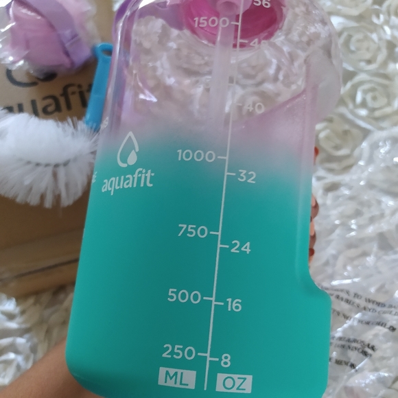 New motivational water jug - Picture 9 of 9